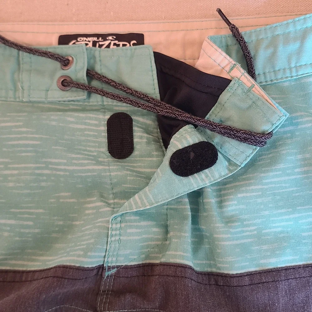 Oneill Cruzers Board Shorts Green Tropical Swim Trunks Surf Beach Resort Size 34